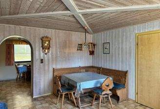 Titelbild - Esszimmer