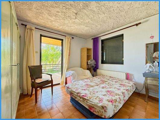 e54361e8eba04ec2b23cd89b987a11bd-original