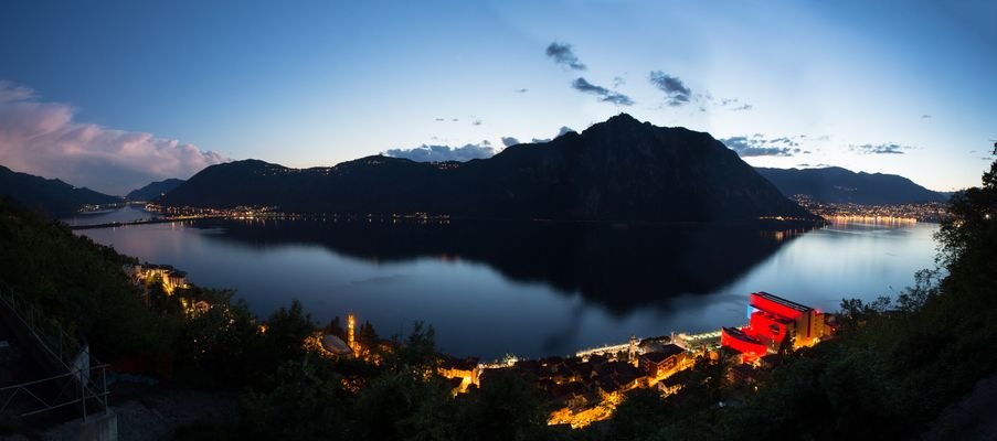 Nacht Piazzora Lugano.jpg
