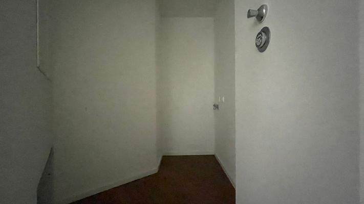 Abstellraum mit WM-Anschluss