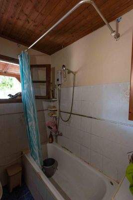 Kreta, Athanati: Kleines Haus mit großem Garten zu verkaufen