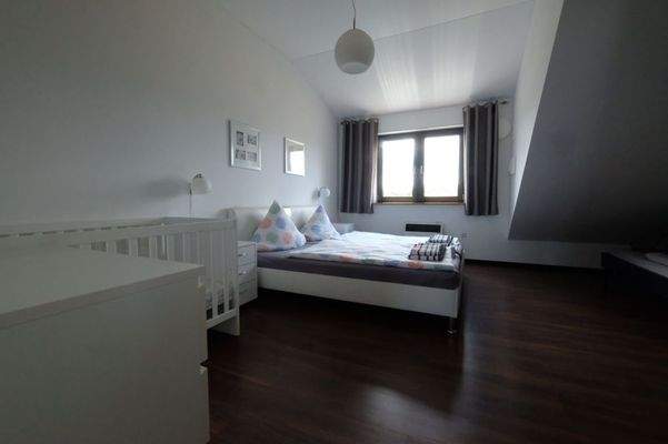 3BC77B46-8AA3-4A8C-BB20-581797DEA13C-8432-000009E30099816D