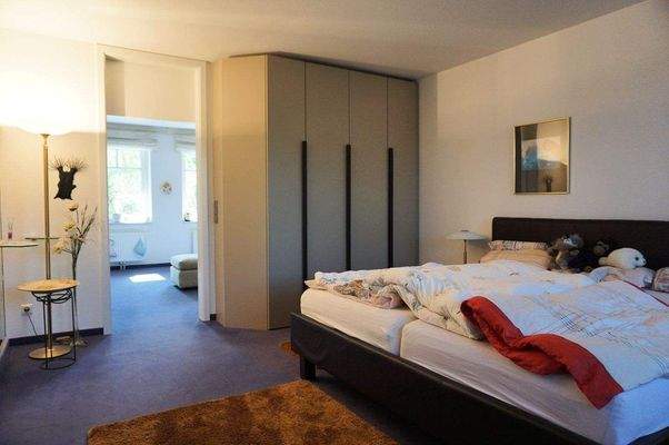 Schlafzimmer Bild 2