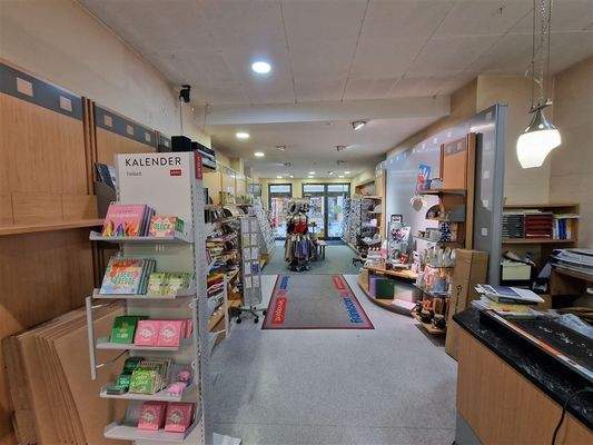 Verkaufsraum Eingang