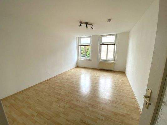 Wohn- und Schlafzimmer