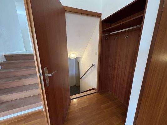 von Wohnen in Keller