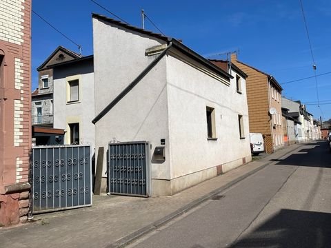 Saarbrücken / Brebach-Fechingen Häuser, Saarbrücken / Brebach-Fechingen Haus kaufen