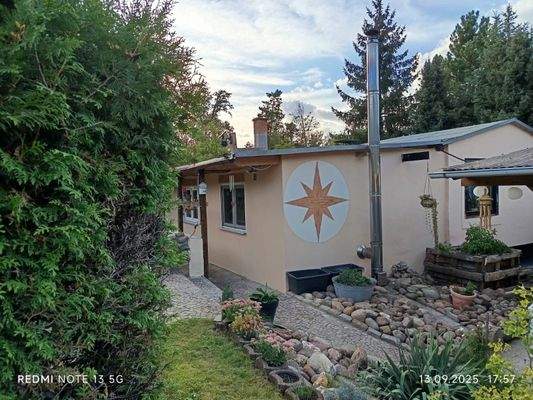 Medien 10-9842917A-3405-4632-A3E9-C08370F4E954