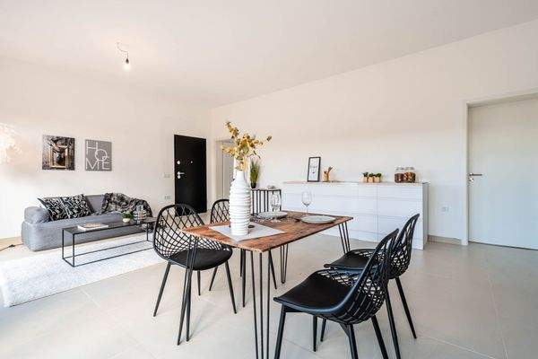 Wohnbereich mit Küchenzeile