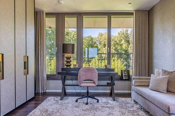 Arbeitszimmer / Ankleide