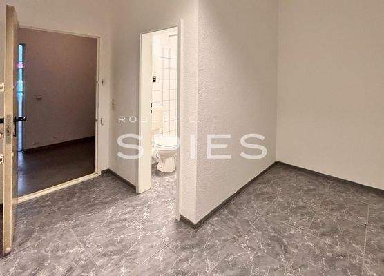 Lagerraum + Duschbad