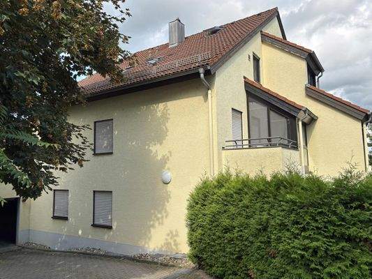 begrünte Südwestseite ...