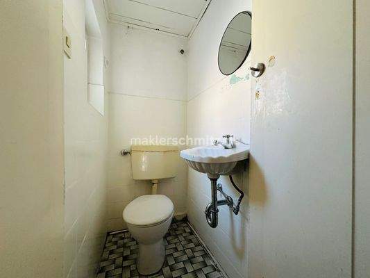 Gäste-WC Zwischengeschoss Haupthaus