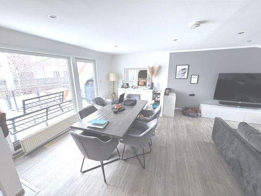 Essbereich mit Loggia