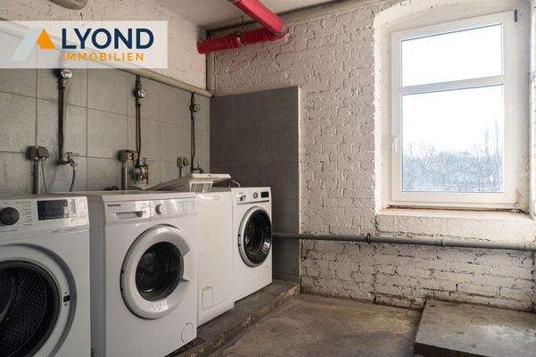 Waschraum (Keller)
