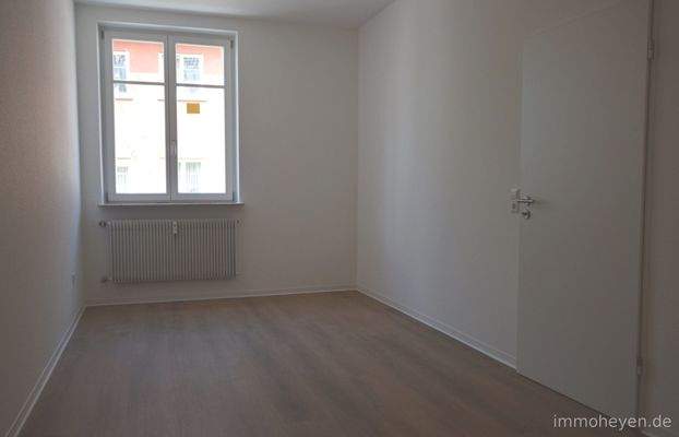 kleiner Raum 3 mit Verbindungstür