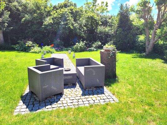 Sitzgruppe im Garten