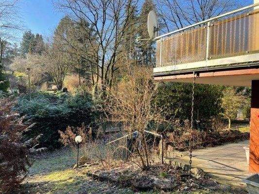 Terrasse und Balkon zur Südseite