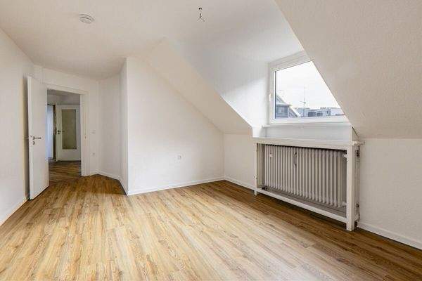 2. Schlafzimmer (Kind laut Grundriss)