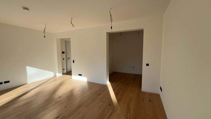 WhatsApp Image 2026-03-18 at 10.06.09 (6)