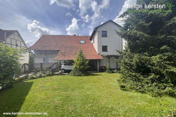 Hausrückseite_Terrasse