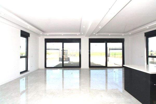 Spacious Detached Villa with Garden in Belek Antalya