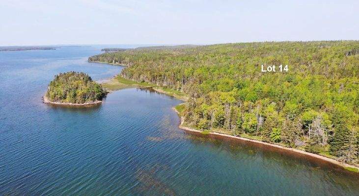 Cape Breton - Tolles Atlantik-Grundstück in herrli