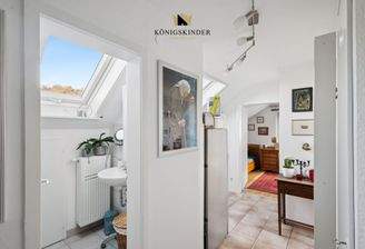 Flur mit Zugang zu den Zimmern