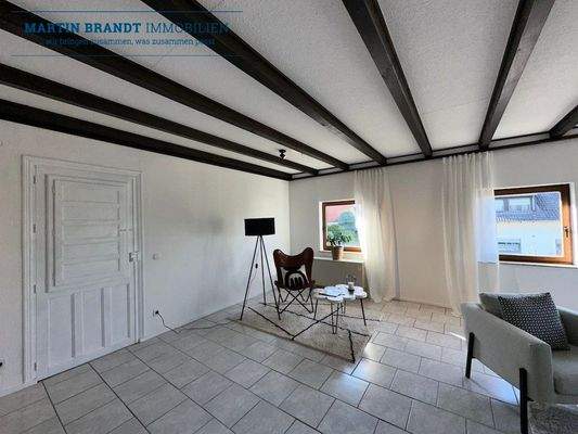 Wohnzimmer mit zweiten Zugang