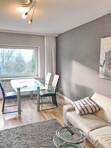 Modern möblierte 2-Zimmer Wohnung / Süd-Balkon/Internet/  Inklusivmiete 1.500,00 Euro/ ab 01.02.20