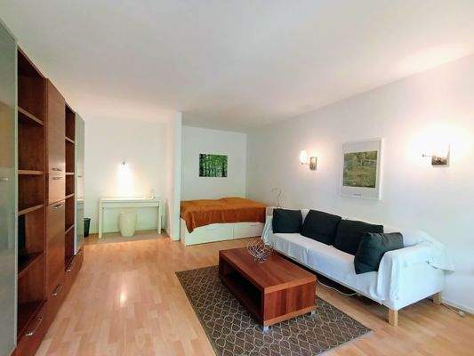Wohn- und Schlafraum möbliert