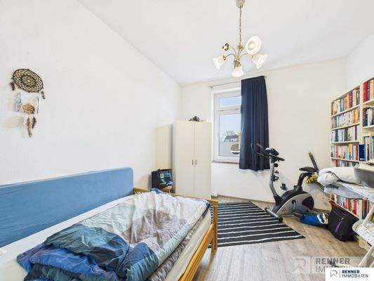 Wohnung 2 / Schlafzimmer EG