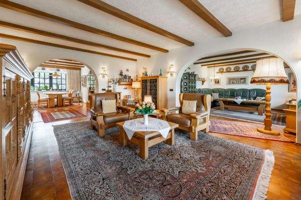 DI | Forbes Global Properties