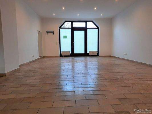 Wohnungseingang mit Sichtschutz