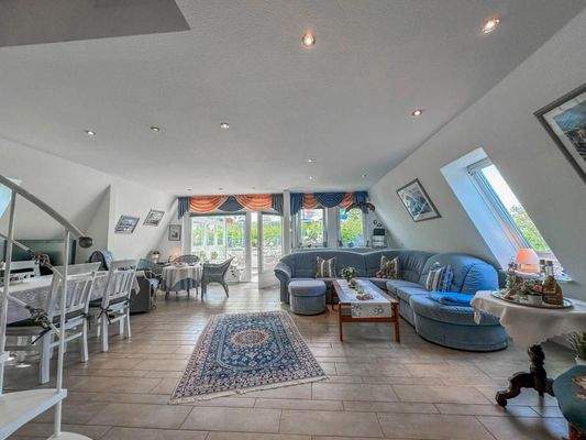 Wohn- und Essbereich