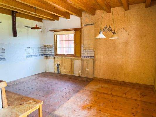 Küche und Essbereich