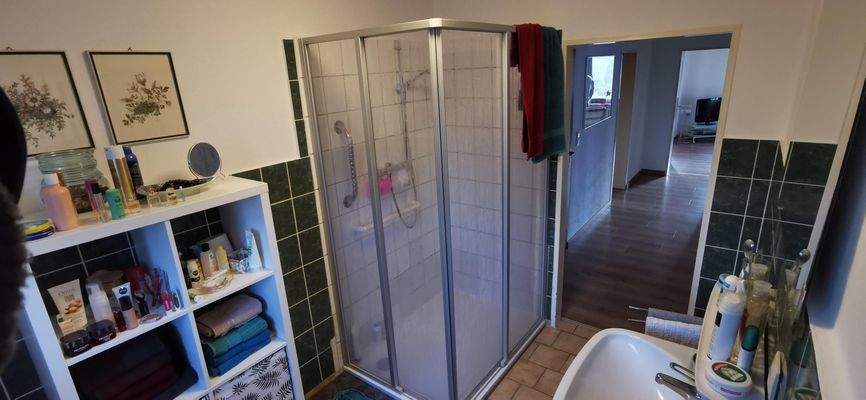 Dusche im Obergschoss
