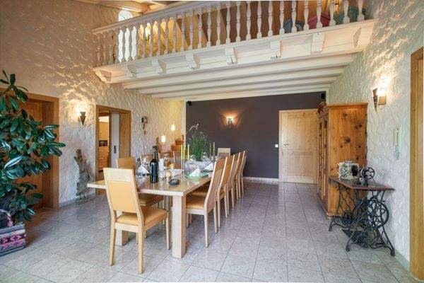 Esszimmer mit Galerie