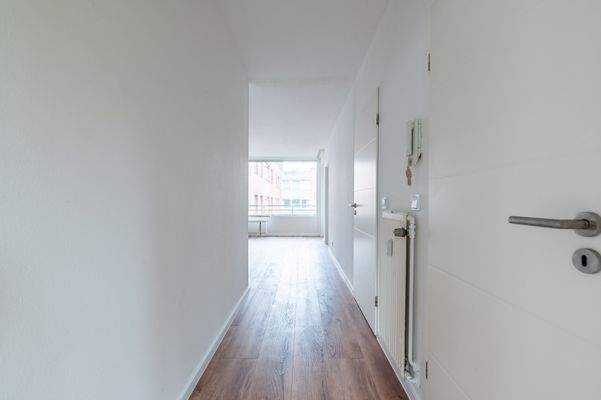 Kopie von 2-Eingangsbereich.jpg