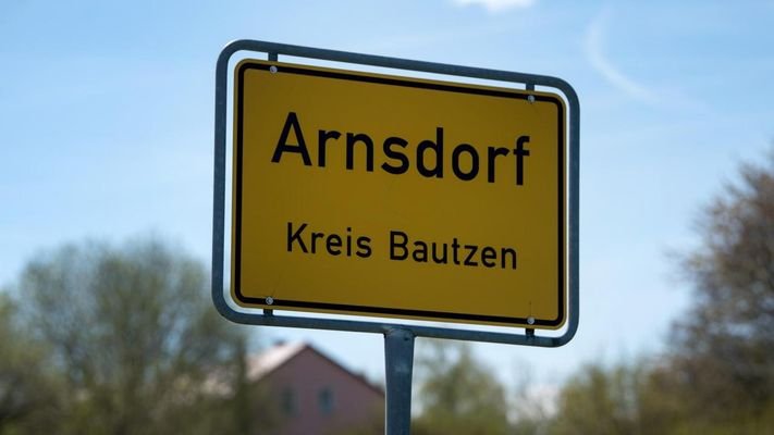 Arnsdorf schild.jpg