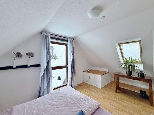 Einliegerwohnung / DG / Schlafzimmer