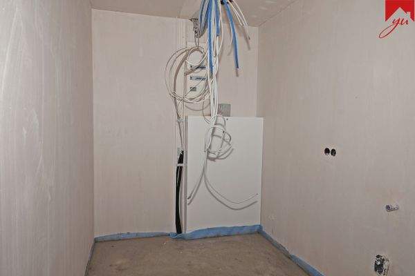 HWR mit Waschmaschinenanschluss