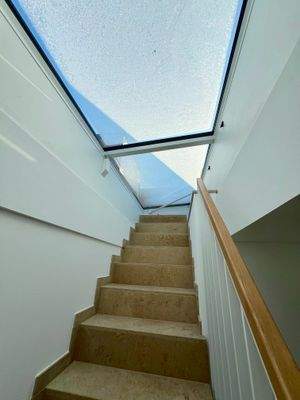 elektrisches Dachfenster 