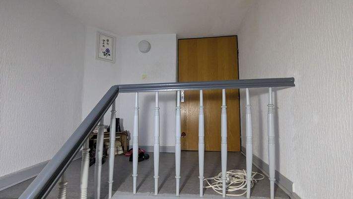 6 Treppenhaus_Whg DG2.jpg