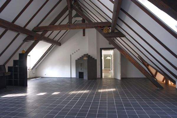 Dachboden (keine Wohnfläche)