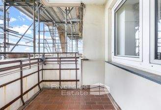 Balkon mit Süd-Ost-Ausrichtung und Blick über ganz Bremen