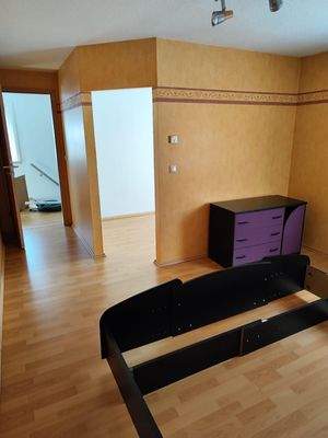 Schlafzimmer mit Ankleide