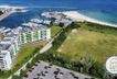Einzigartige Lage mit Strand und Marina