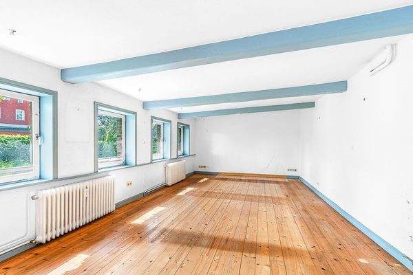 Wohnzimmer linke Wohnung