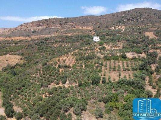 Großes Haus geeignet für ein kleines Hotel, ein Geschäft, ein Restaurant usw. oder für eine Privatunterkunft auf Kreta